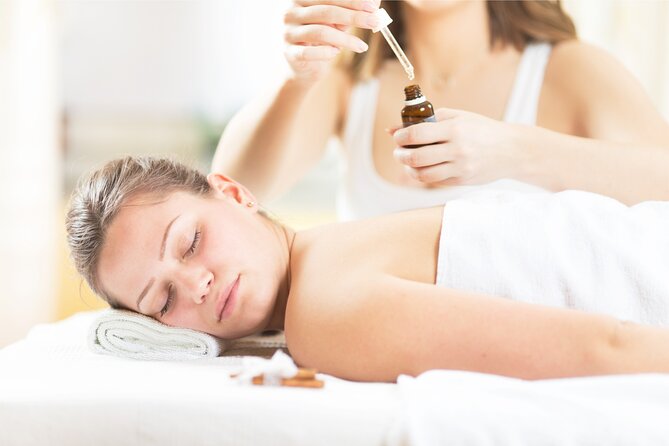 Aroma Therapy Massage - Essential Oils for Relaxation