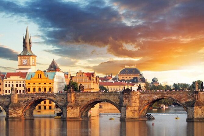 Arrival Private Transfer From Prague Airport PRG to Prague City in Car/Van - Wait Time and Scheduling