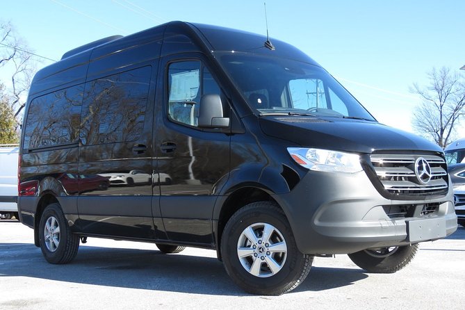 Arrival Private Transfer: Toronto YYZ Airport to Toronto City by SUV or Minibus - Inclusions