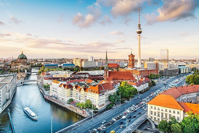 Arrival Transfer: Berlin Airport BER to Berlin in Luxury Van - Cancellation Policy