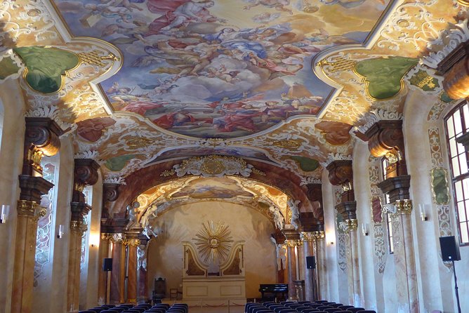 Art, Splendor, and Science - Wroclaw University Tour - Exploring the Museum Collection