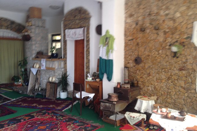 Authentic Antique Museum Home - Architectural Design and Features