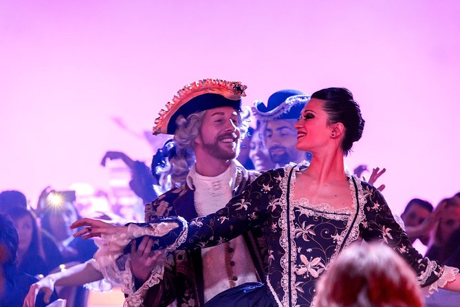 Avanspettacolo: Cabaret Dinner Show in Venice - Included Amenities