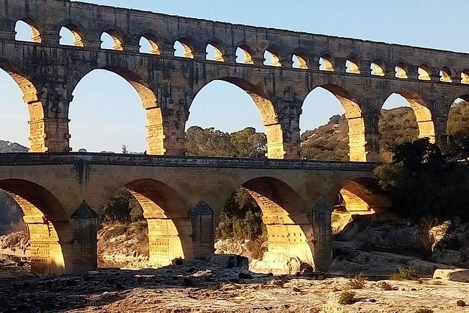 Avignon, St Rémy, Les Baux De Provence & Pont Du Gard - Papal Palace and Gothic Architecture