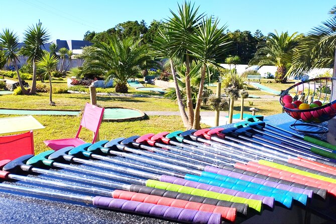 Azores Minigolf Club - Provided Equipment and Accessibility