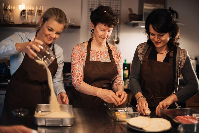 Bavarian Schnitzel Cooking Class in Oberaudorf Farmhouse - Class Experience and Duration