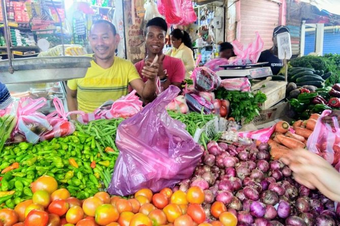 Bazurto Local Market With Maripe - Inclusions