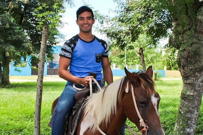 Beach Horse Ride Punta Cana - El Limon & La Sabana De Nisibon - Pickup and Meeting