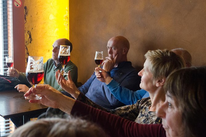 Beerwalk Bruges (French Guide) - Whats Included in the Experience