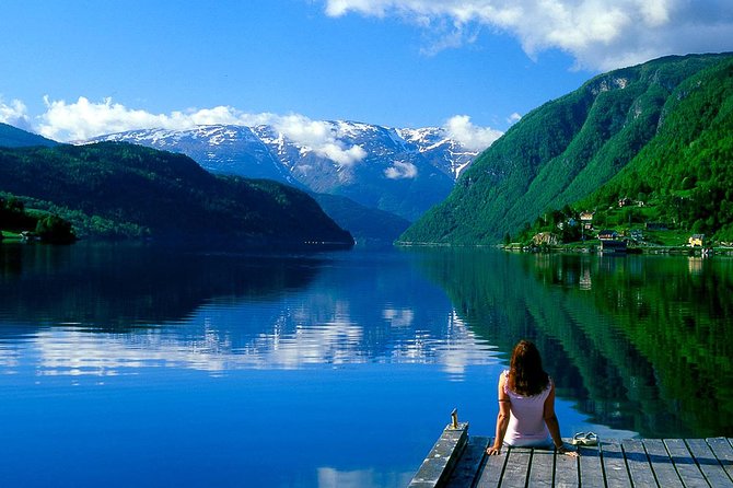 Bergen: Private Full-Day Roundtrip to Hardangerfjord With Cruise - Dining Experience