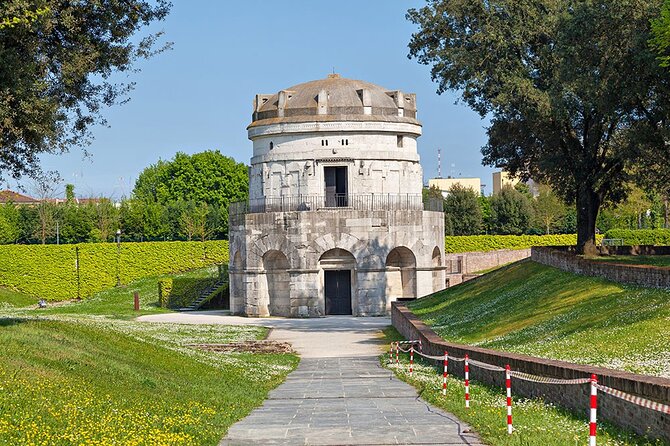 Best of Ravenna Full Day Private Tour of Must-See Sites With Top-Rated Guide - Location and Type