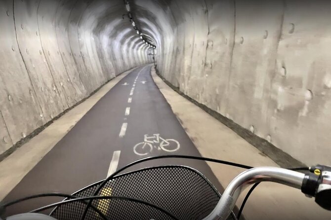 Bike Tour in San Sebastián With FREE Pintxo and Drink! - Meeting Point and Location