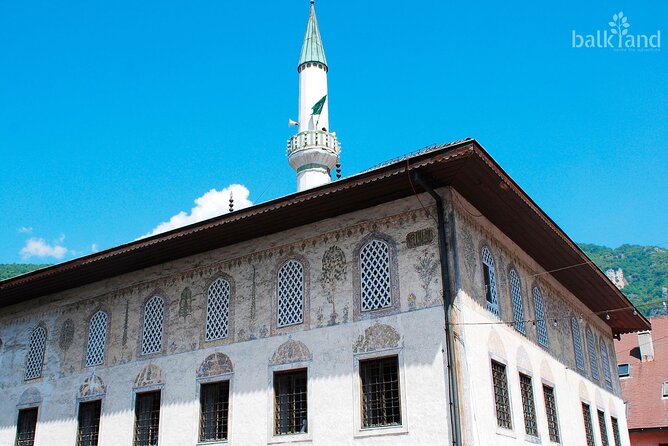 Bosnian Kingdom Capitals: Travnik & Jajce Tour From Sarajevo - Itinerary and Tour Expectations
