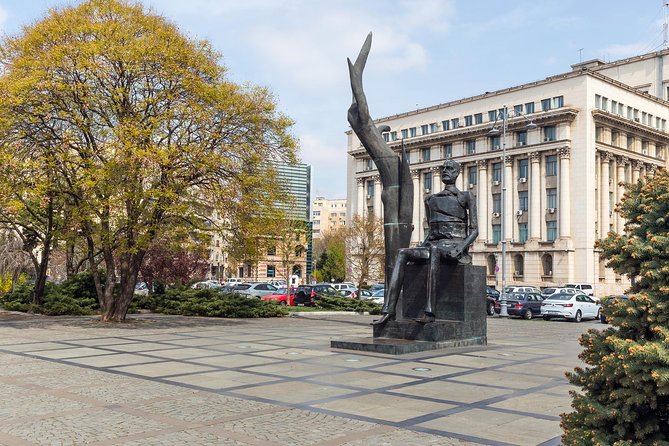 Bucharest Chronicles - Authentic Culinary Experiences