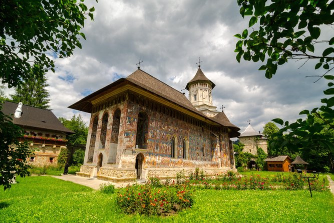 Bucovina & UNESCO Painted Monasteries Tour Review - Health and Accessibility Considerations