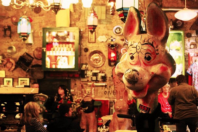 Budapest Urban Art - Private Street Art Tour With a Drink in a Ruin Bar - Tour Details