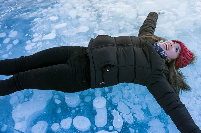 Canadian Rockies Abraham Lake Ice Bubbles Helicopter Tour - Inclusions and Amenities