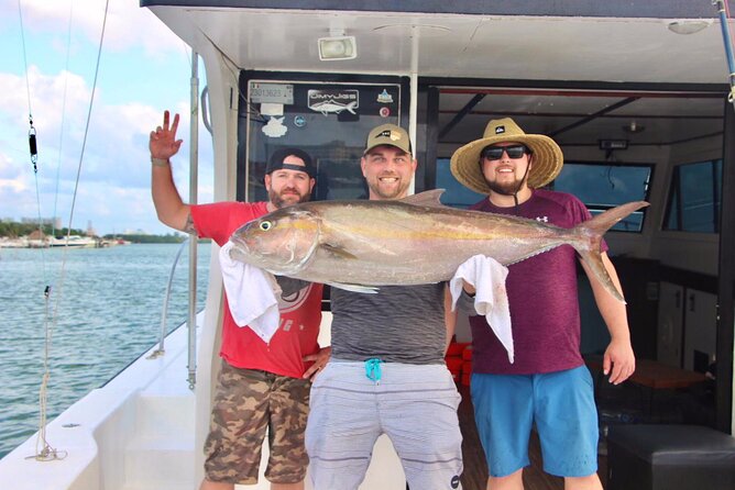 Cancun Fishing Charter if You Dont Fish You Dont Pay 46FT Yacht 12PAX 25P14 - Meeting and End Points