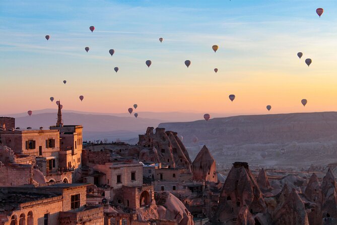 Cappadocia in Spanish - North - Inclusions