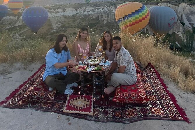 Cappadocia Sunrise Breakfast With Hot Air Balloons - Meeting Point and Pickup