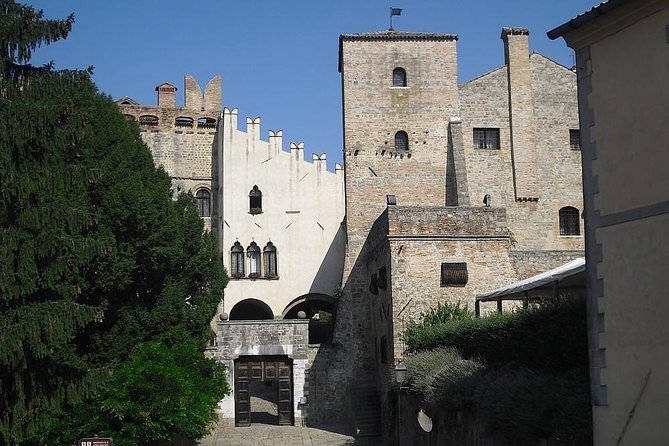 Castle, Medieval Village, Venetian Baroque Garden, Wine Tasting Private Tour - Inclusions