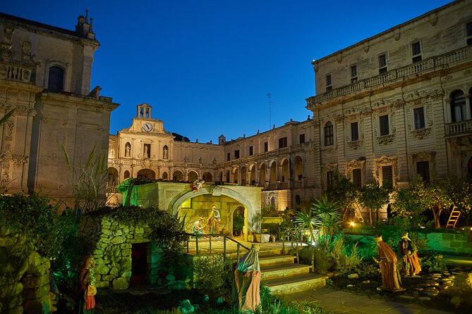 Charming Christmas Walking Tour in Lecce - Exploring Lecces Historic Center