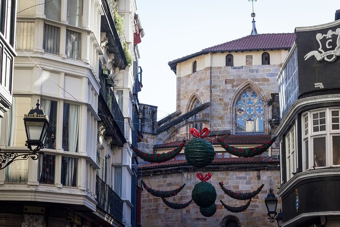 Christmas Charm of Bilbao: A Historic Walk - Historic Landmarks Along the Walk