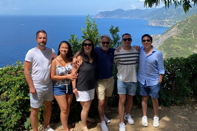 Cinque Terre Tour by Shuttle From Lucca, Pisa or La Spezia Port - Comfortable Air-Conditioned Journey