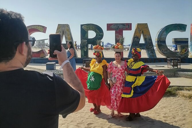 City Tour I Love Cartagena Getsemaní Castle and Walls - Meeting and Pickup