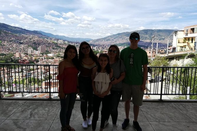 City Tour Medellin Privated - Discovering Boteros Iconic Sculptures