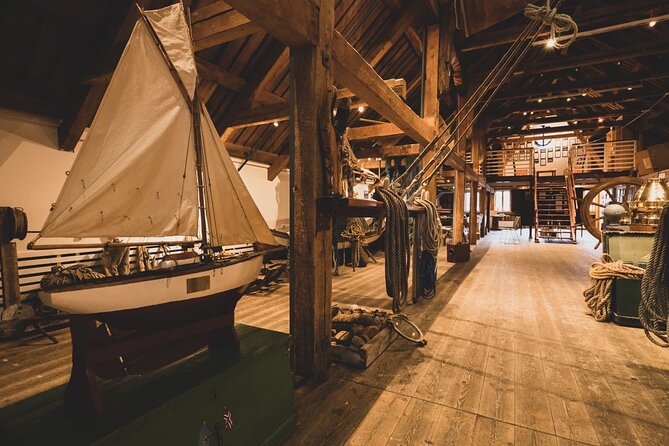 Cod Tasting Experience, Norwegian History and Food Culture - Highlights of the Experience