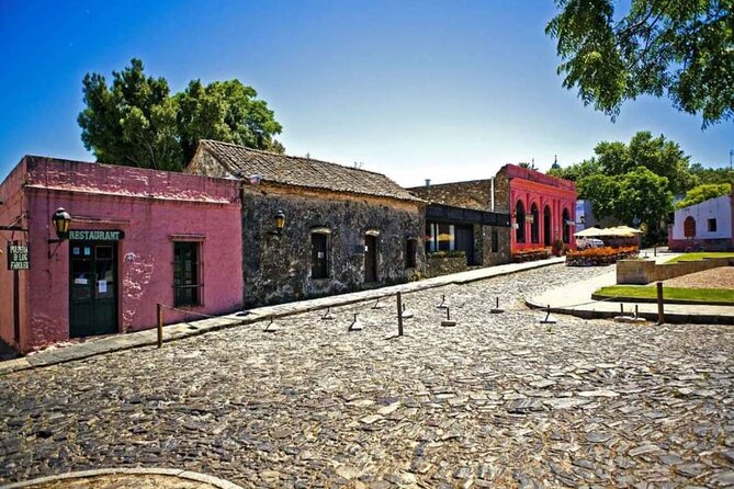 Colonia De Sacramento From Buenos Aires - Navigating the Cobblestone Streets