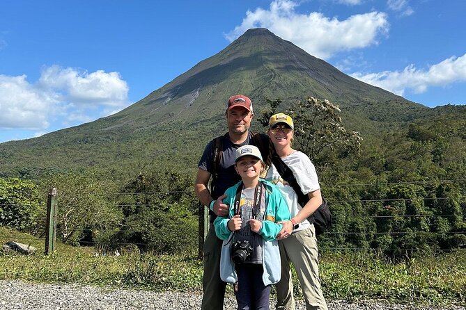 Combo 3 Best Tours In La Fortuna - Relaxing at the Volcanic Hot Springs