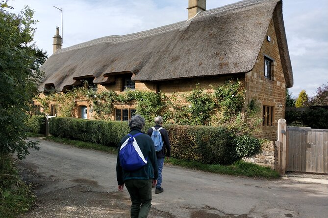 Cotswolds One Day Guided Walk - Private Groups - Meeting Point and Transportation