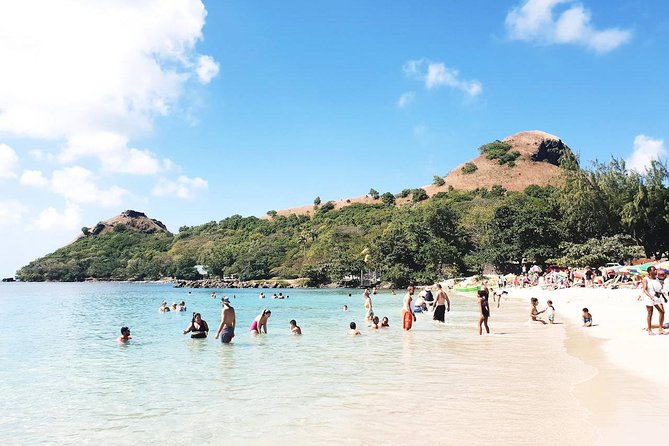 Cruise Ship Round Transfer to Reduit Beach - Pickup and Meeting Information