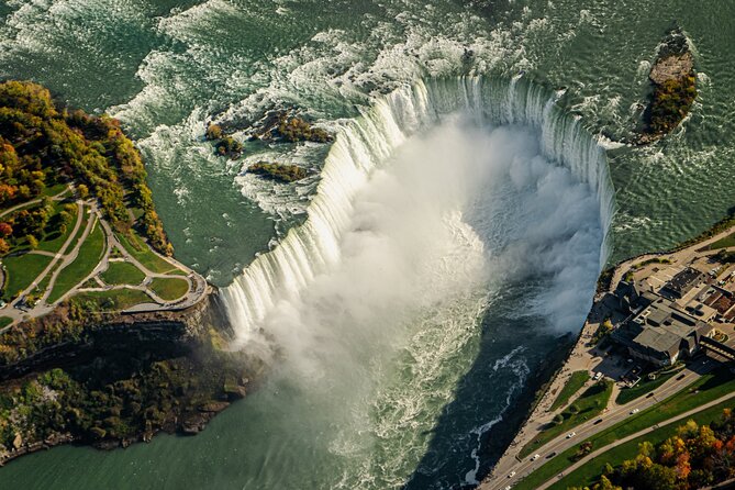 Day-Tour From Toronto to Niagara Falls With Falls Boat Ride - Itinerary and Activities