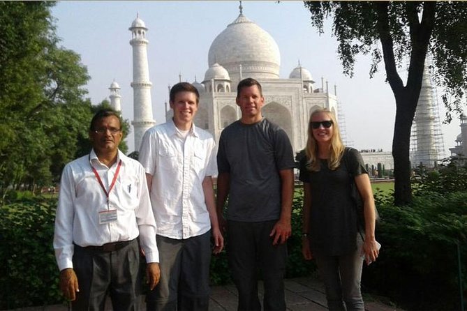 Delhi Agra Same Day Tour By Toyota Luxury Car. - Inclusions and Amenities