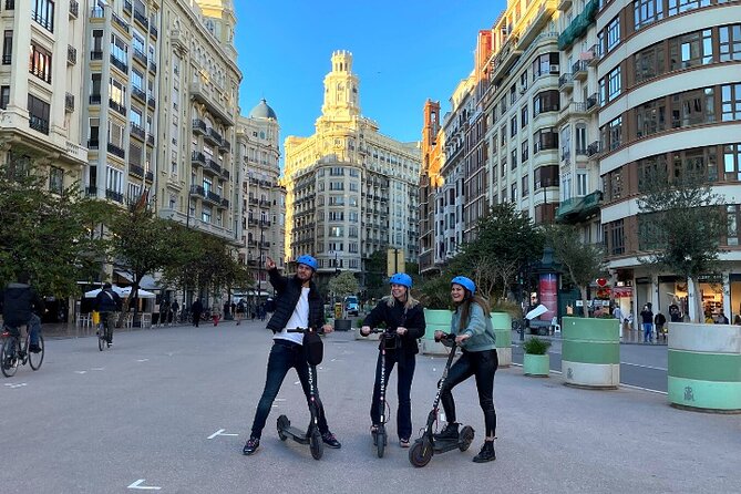 Digital Guided 2-Wheel Tour- Explore Valencia With a Compass! - Modes of Exploration