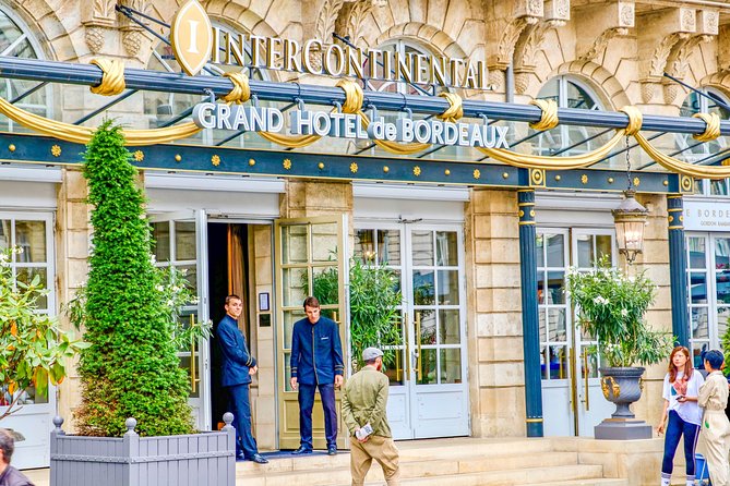 Discover Bordeaux'S Most Photogenic Spots With a Local - Highlights of the Experience