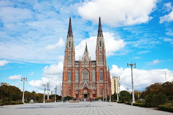 Discover La Plata: A Guided Architectural and Sightseeing Tour - Sightseeing Stops on the Tour