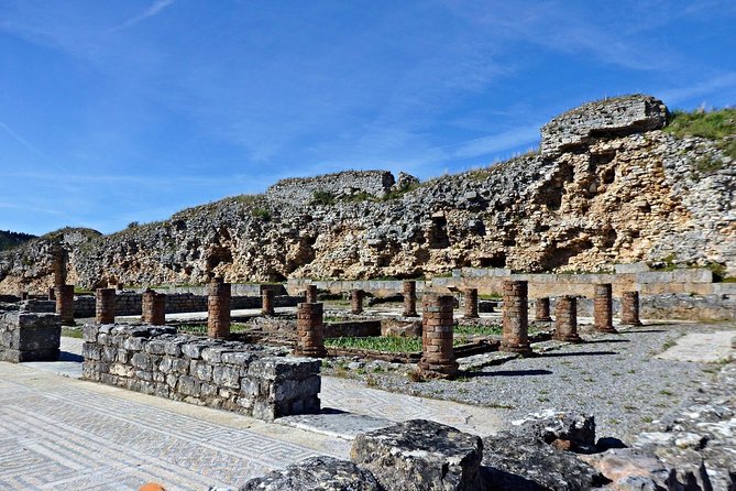 Discovering the Roman Ruins of Conímbriga and the Caves of Sicó - Exploring the Buracas Do Casmilo Caves