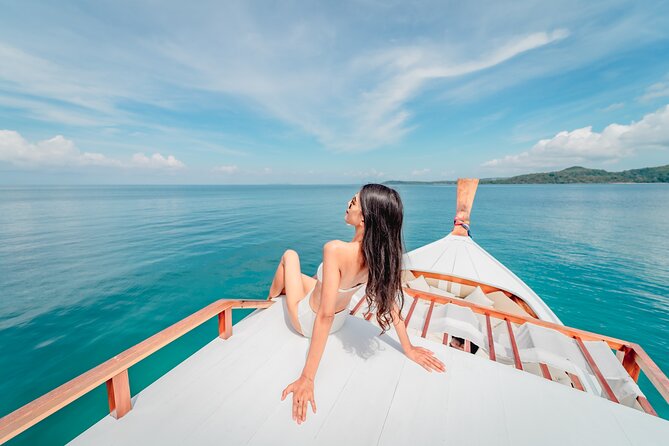 Diving and Visiting Giftun Island With Snorkeling Boat Trip - Snorkeling the Vibrant Coral Reefs