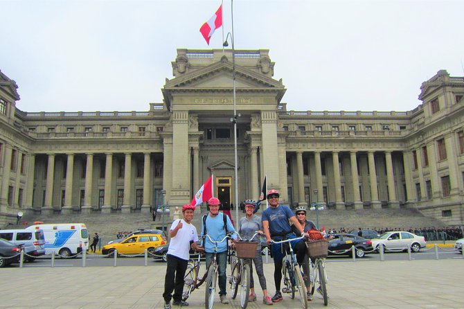 Downtown Lima Bike Experience Lunch Included - Meeting and Pickup