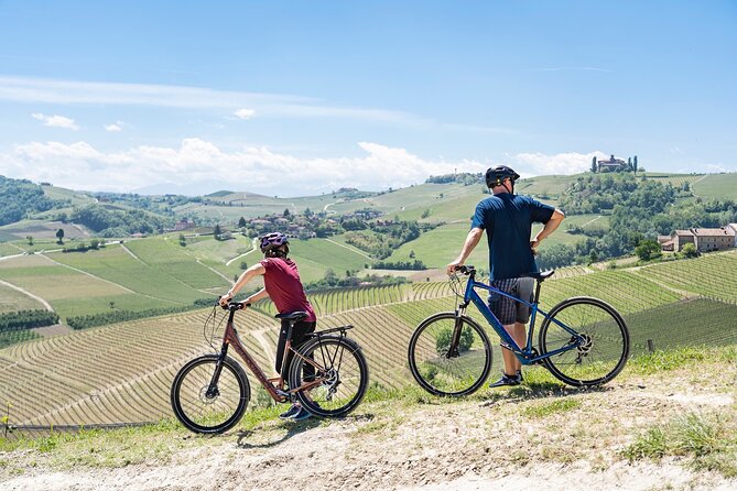 E-Bike in the Langhe: Landscapes, Wines and Cuisine. - Exploring the Scenic Langhe