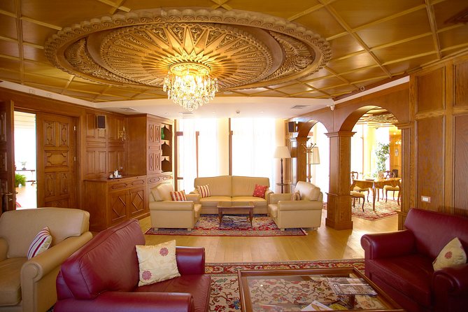 Edoardo Miroglio Private Boutique Winery Tour - Tour Details