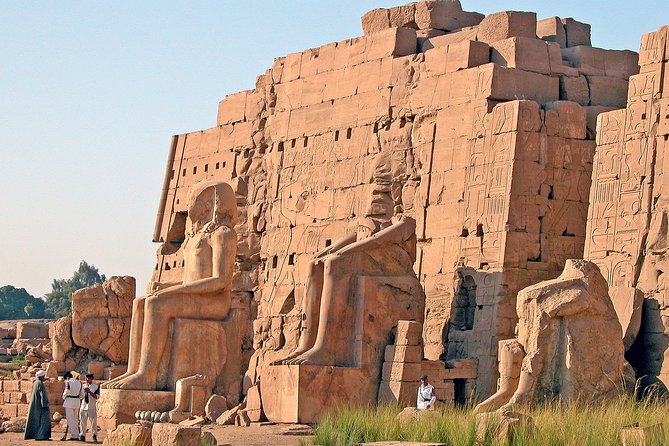 Egypt Must See Sites Cairo Luxor 7 Days 6 Nights Tour - Immersion in the Egyptian Museum