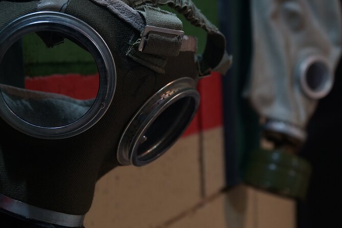 Escape Room in Guadalajara: Save the World in a Bunker - Inclusions