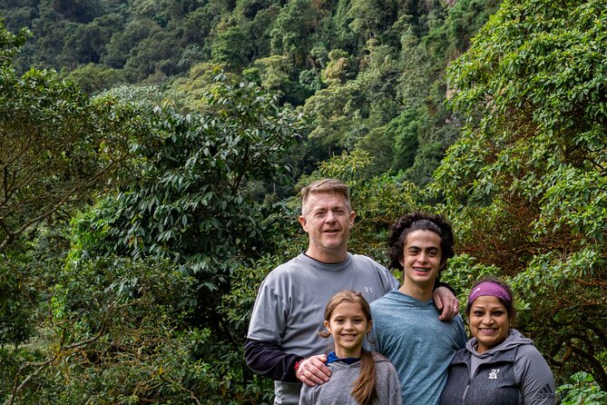 Explore Biodiversity in the Chicaque Cloud Forest Nature Reserve - Immersive Outdoor Activities and Experiences