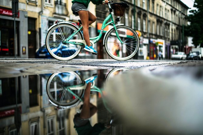 Explore Poznan in 60 Minutes With a Local - Pricing and Booking Details