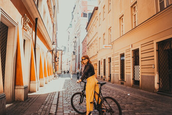 Explore the Instaworthy Spots of Poznan With a Local - Capturing the Perfect Shot